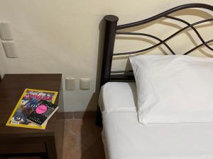 Hostal Nordés客房内的一张或多张床位