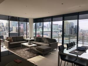 A seating area at Accent Accommodation@Docklands