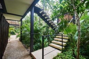 Imagen de la galería de Modern Jungle Hideaway with Private Pool in Aldea Zama, en Tulum