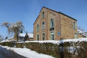 L'ancienne école d'Erpigny að vetri til