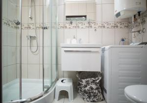 Kúpeľňa v ubytovaní Krupówki i Styl, Krupówki Inn i Studio Miła w Centrum przy Krupówkach APARTZAKOP