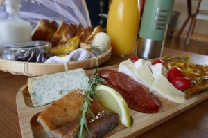 Essen in der Ferienwohnung oder in der Nähe