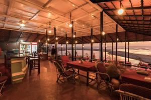 Nhà hàng/khu ăn uống khác tại The Riverside