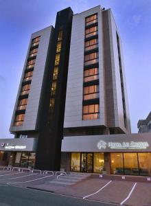 El edificio en el que está el hotel