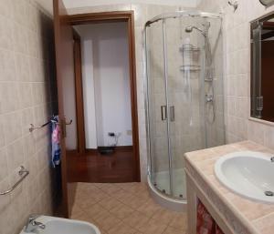 A bathroom at Dalla Giò