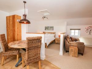 Posezení v ubytování Fairfield Cottage