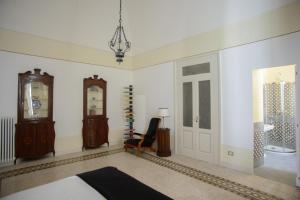 A bathroom at Palazzo Introna