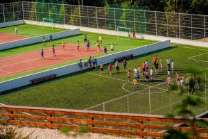 Oaspeți care stau la Cheile Gradistei Fundata Resort