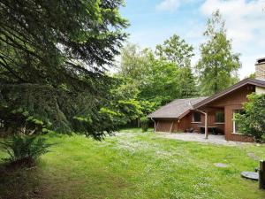 Photo de la galerie de l'établissement Four-Bedroom Holiday home in Rørvig 2, à Rørvig