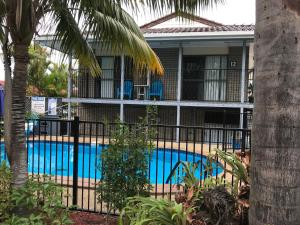 Bazén v ubytování Coffs Shearwater Motel nebo v jeho okolí