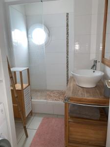 Vannituba majutusasutuses Appartement Ti Vaniy, T3, Anse Mitan, Trois ilets, Martinique