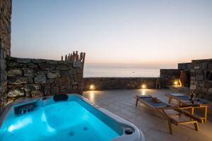 Galería fotográfica de Gorgeous Studio In Cycladic Architecture Overlooking The Aegean en Houlakia