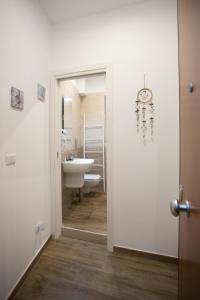 Ένα μπάνιο στο B&B LA CHICCA