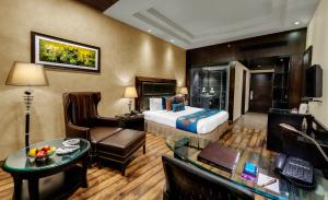 Voodi või voodid majutusasutuse Marina- Shimla First Designer Boutique Hotel toas