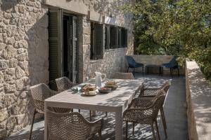 Gallery image of Velanis Ηouse, style into nature - secluded in Kissamos