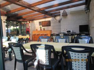TV a/nebo společenská místnost v ubytování Hotel Playa Samil Vigo