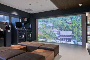 TV a/nebo společenská místnost v ubytování HOTEL BRILLER Kyoto Station South