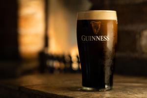 Gallery image of Brogans Bar & Hotel in Trim