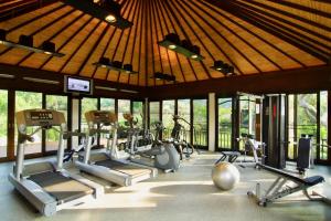 Das Fitnesscenter und/oder die Fitnesseinrichtungen in der Unterkunft Tamarind Exclusive Villa