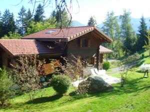 Gallery image of Chalet de 2 chambres avec terrasse amenagee et wifi a Saint Gervais les Bains a 3 km des pistes in Saint-Gervais-les-Bains