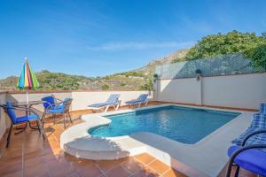 Imagen de la galería de 2 bedrooms house at Nerja 300 m away from the beach with sea view private pool and furnished terrace, en Nerja