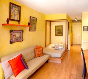 Galeriebild der Unterkunft Studio with shared pool enclosed garden and wifi at Madrid in Madrid