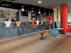 Lounge nebo bar v ubytování ibis Amsterdam City West