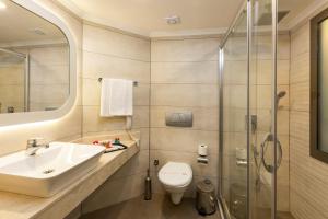 A bathroom at Narcia Resort Side - Ultra All Inclusive