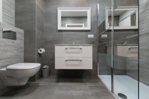 Koupelna v ubytování Apartamenty Spokojna 24C
