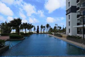 Gallery image of Timurbay studio apartment facing beautiful beach in Kuantan