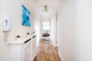 Gallery image of CONEN Chafford Apartment in West Thurrock