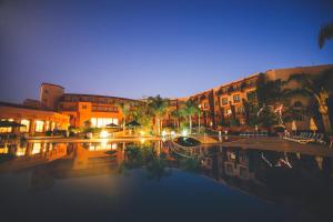 Bazén v ubytování Hotel Menzeh Dalia nebo v jeho okolí