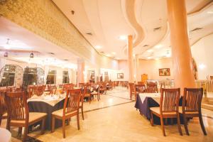 Restaurace v ubytování Hotel Menzeh Dalia
