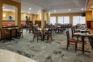 Gallery image of Holiday Inn & Suites Boston Peabody, an IHG Hotel in Peabody