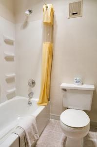 Vannituba majutusasutuses GuestHouse Inn Fife