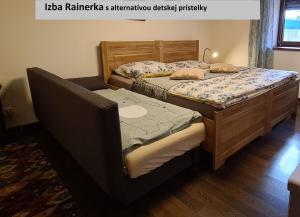 Posteľ alebo postele v izbe v ubytovaní Villa Korálka