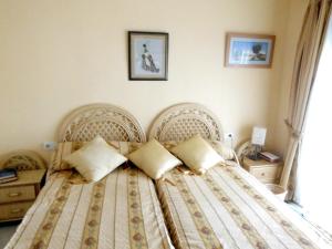 2 bedrooms appartement at Marbella 500 m away from the beach ...