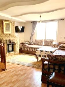 Et sittehjørne på 2 bedrooms appartement with city view at Ifrane