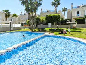 Gallery image of 2 bedrooms house with shared pool enclosed garden and wifi at Torrevieja 1 km away from the beach in Torrevieja