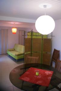 Posezení v ubytování Studio avec vue sur la mer à Fort-de-France 50 m² exceptionnel !