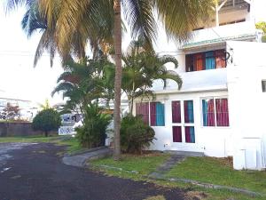 Gallery image of 3 bedrooms appartement with shared pool and furnished terrace at Trou aux Biches in Trou aux Biches