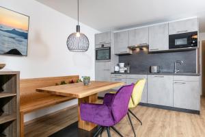Kuchyň nebo kuchyňský kout v ubytování Apartment Rainer - mittendrin