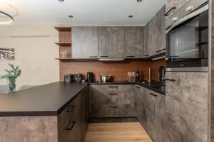 Kuchnia lub aneks kuchenny w obiekcie Appartements Wehrhof by Schladmingurlaub
