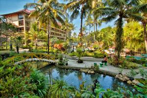 Aed väljaspool majutusasutust The Jayakarta Yogyakarta Hotel & Spa