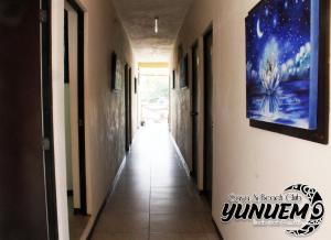 Certifikát, hodnocení, plakát nebo jiný dokument vystavený v ubytování Casa & Beach Club Yunuem
