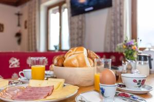 Fotografia z galérie ubytovania Bergbauernhof Seetalhof v destinácii Hollersbach im Pinzgau