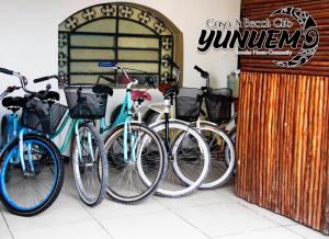 Jízda na kole v ubytování Casa & Beach Club Yunuem nebo okolí