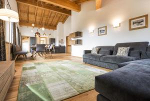 Χώρος καθιστικού στο Hotel Sarain Active Mountain Resort