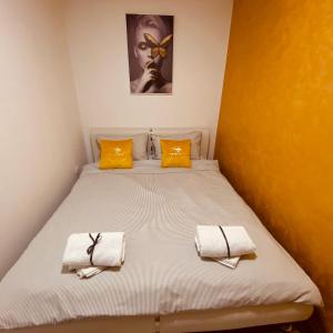 Postel nebo postele na pokoji v ubytování Ana Luxury Apartment ****