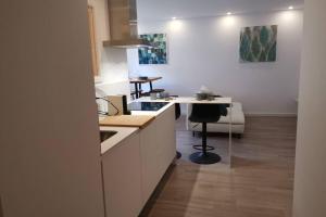 Kuchyň nebo kuchyňský kout v ubytování Moraira Dream - RENOVATED - Moraria City Center